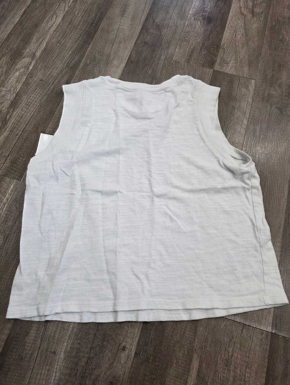 Nwt FAHERTY Muscle Tank Sun Wash Boho Classic White Sleeveless Crewneck Tank Top - Picture 15 of 16